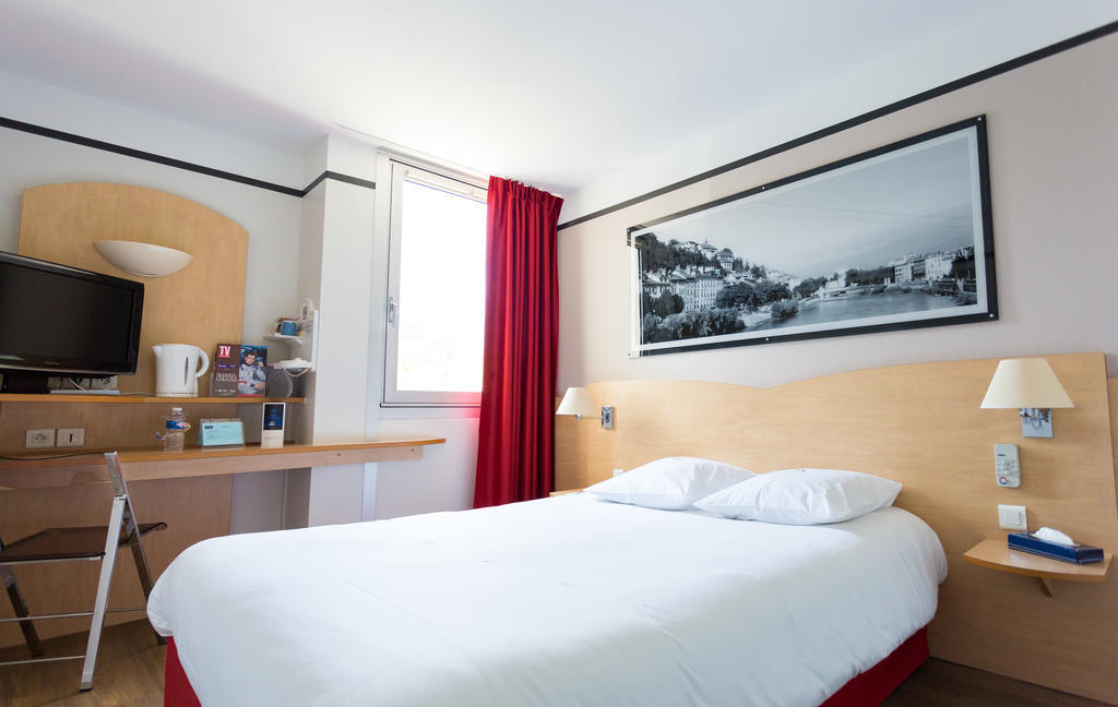 Hotel Inn Grenoble Eybens Parc Des Expositions Ex Kyriad Eksteriør bilde